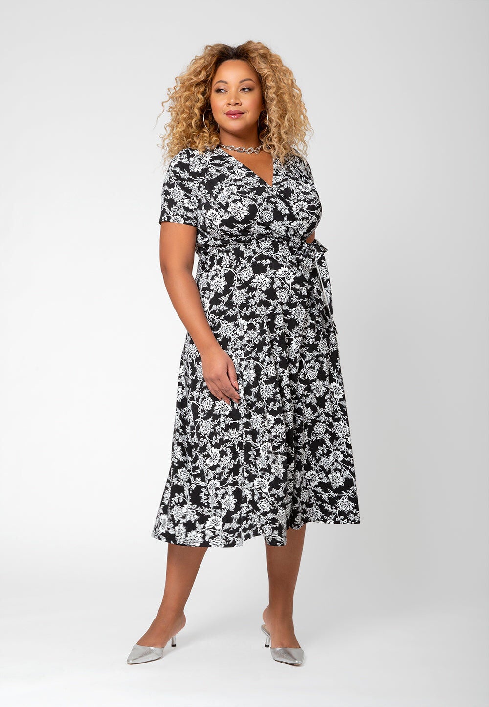 Monique V-Neck Midi Dress, , alternate image number 9