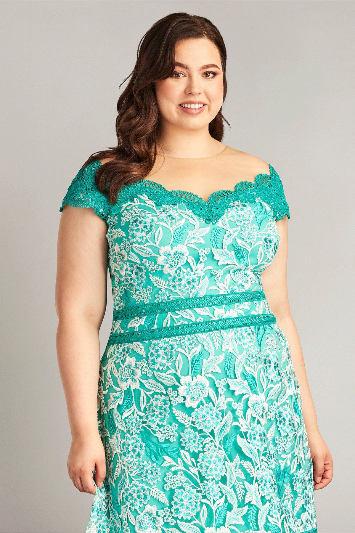 Nance Double Banded Scalloped Lace Dress - PLUS SIZE, COOL AQUA / see-description, alternate image number 4