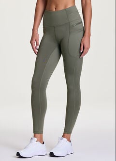 Plus Size Comfortable Travel Outfits