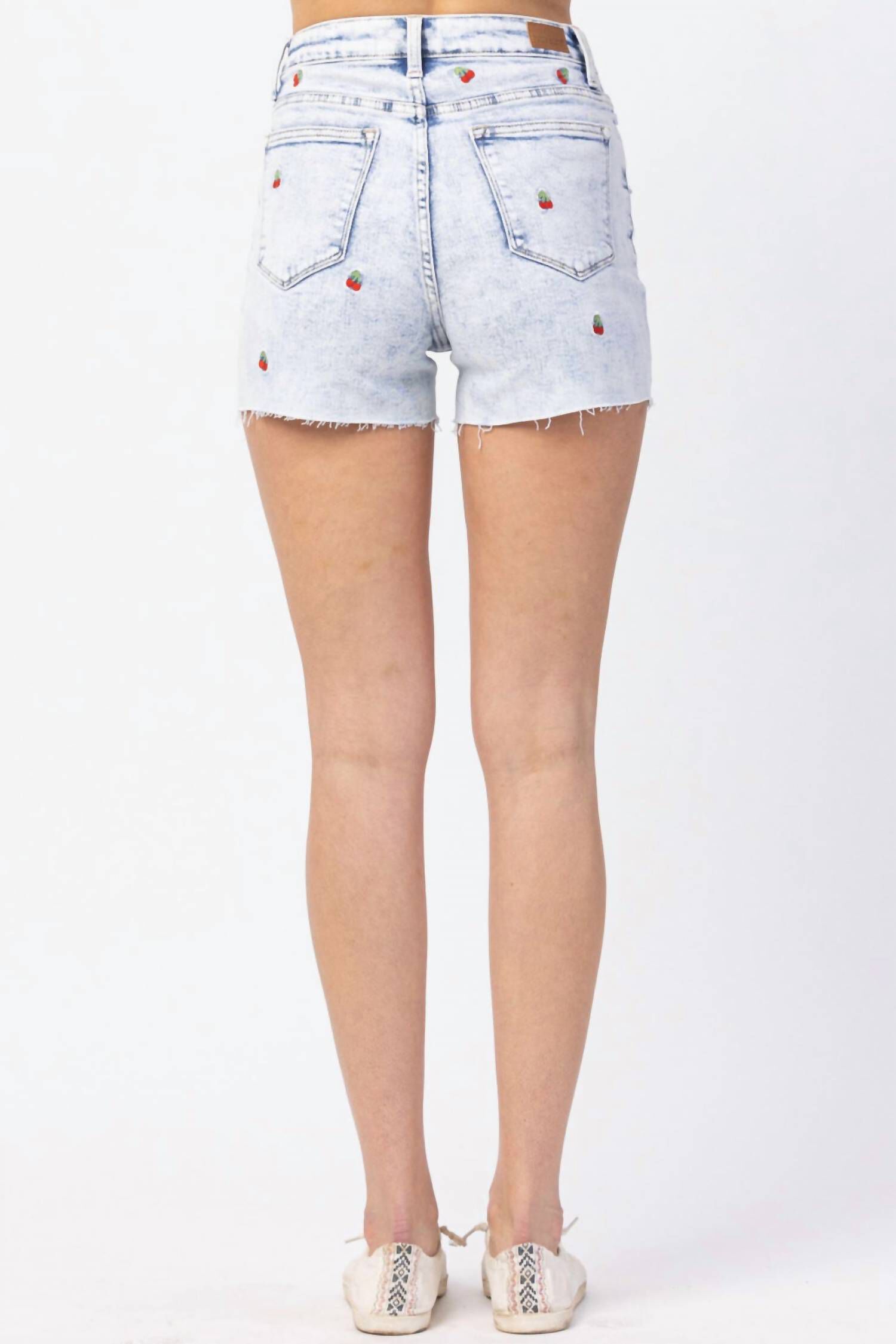 Cherry Embroidery High Rise Cut-Off Short In Acid Wash, , alternate image number 4