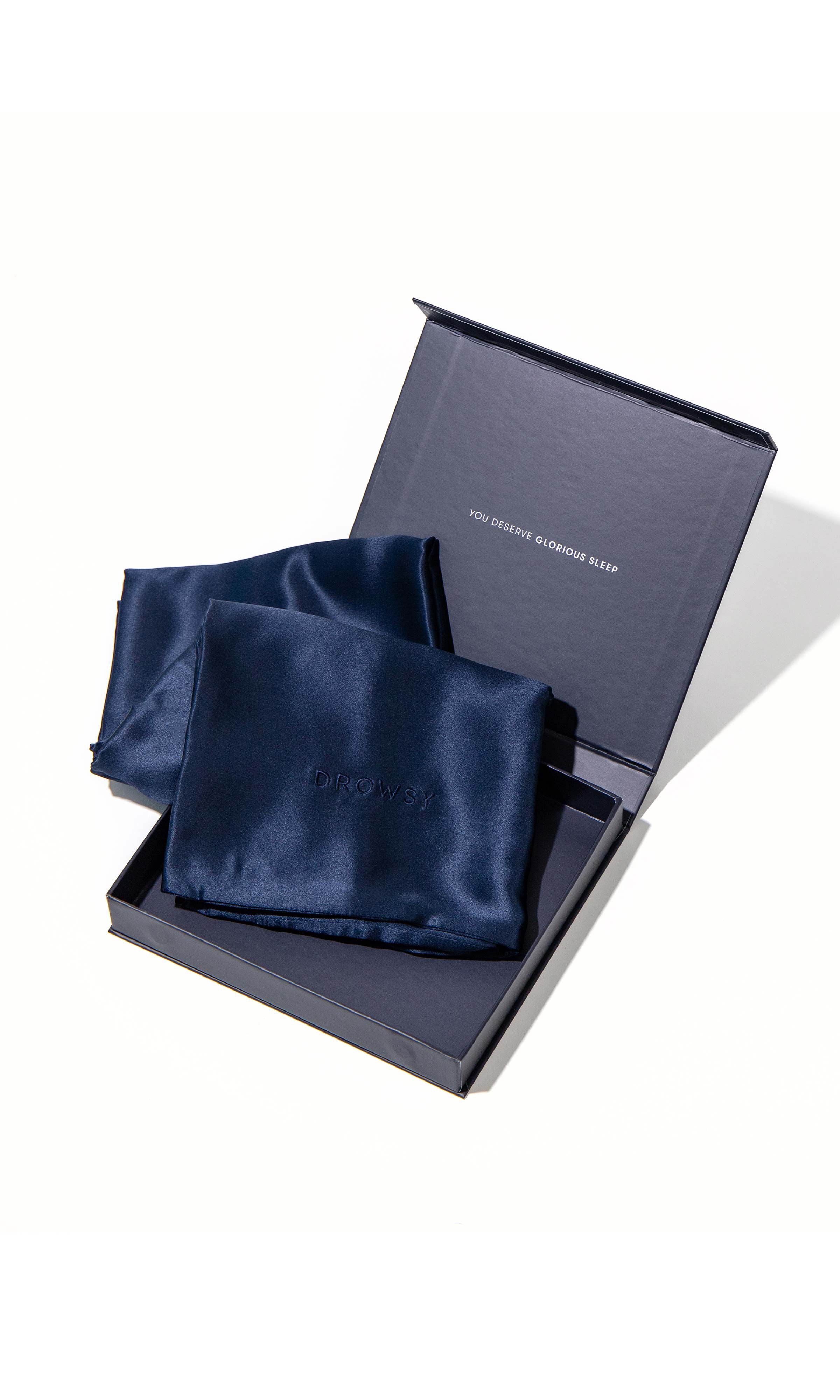 Silk Queen Pillowcase, Midnight Blue / Navy, alternate image number 2