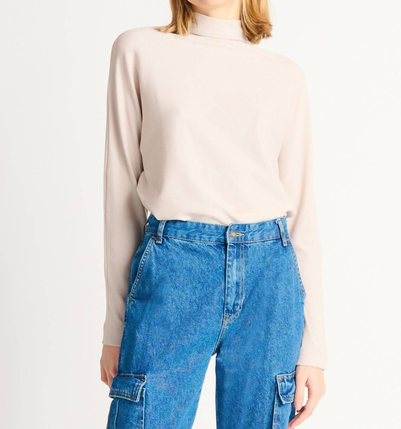RIBBED MOCKNECK KNIT TOP IN SANDSTONE, Sandstone / Beige, hi-res image number 0