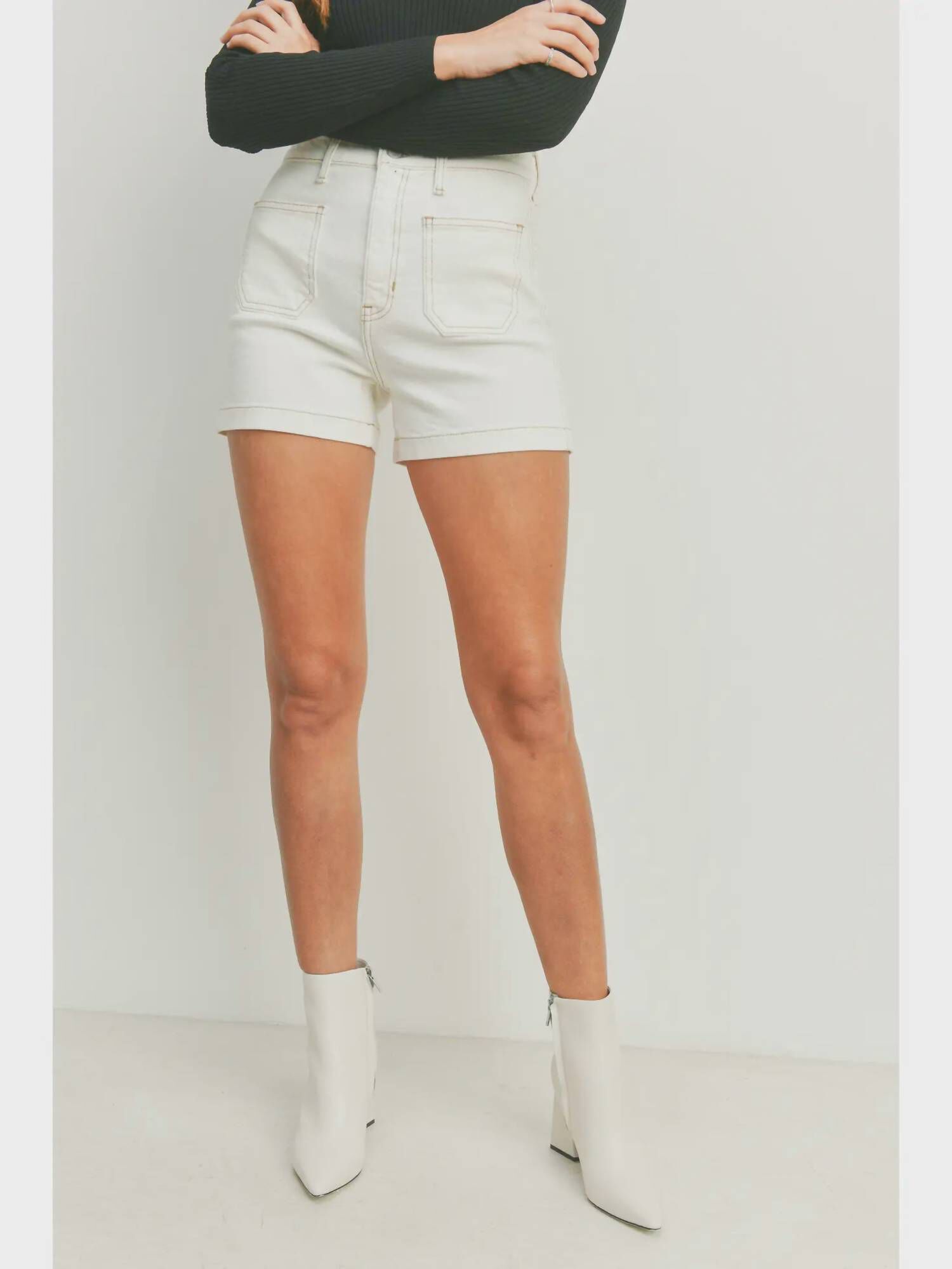Lucy Patch Shorts In Off White, Off White / White, hi-res image number 0