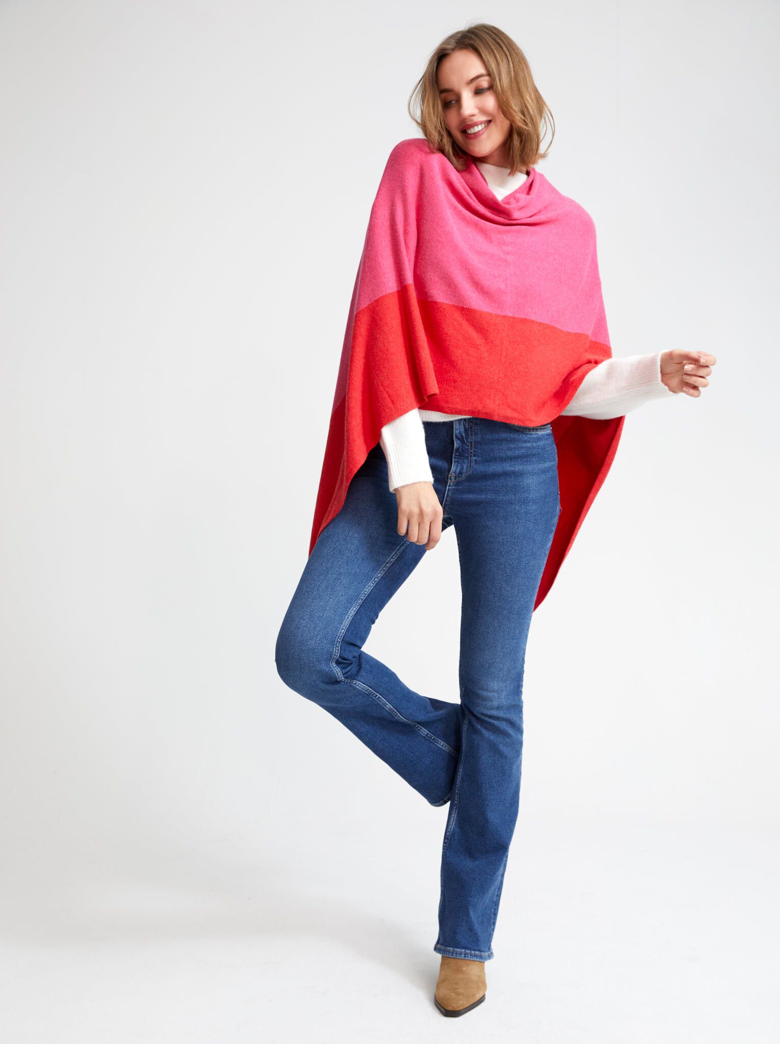 Madeleine Travel Poncho, Fire / Red, hi-res image number 0