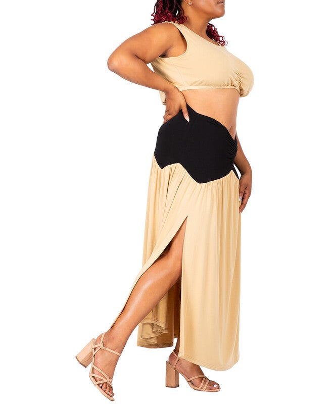 Reign Women's Plus Size V Waist A Line Side Slit Flared Maxi Skirt, Tan / Tan, alternate image number 3