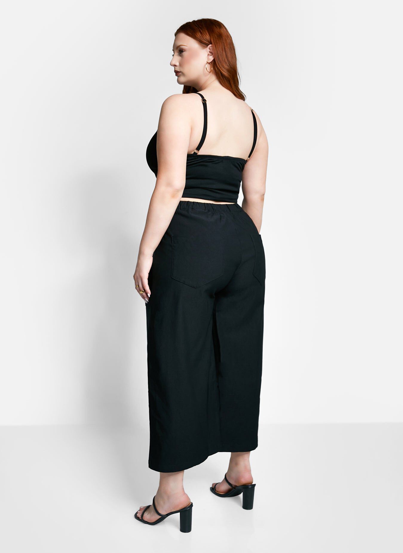 Essential V Neck Strappy Crop Top, Black / Black, alternate image number 4