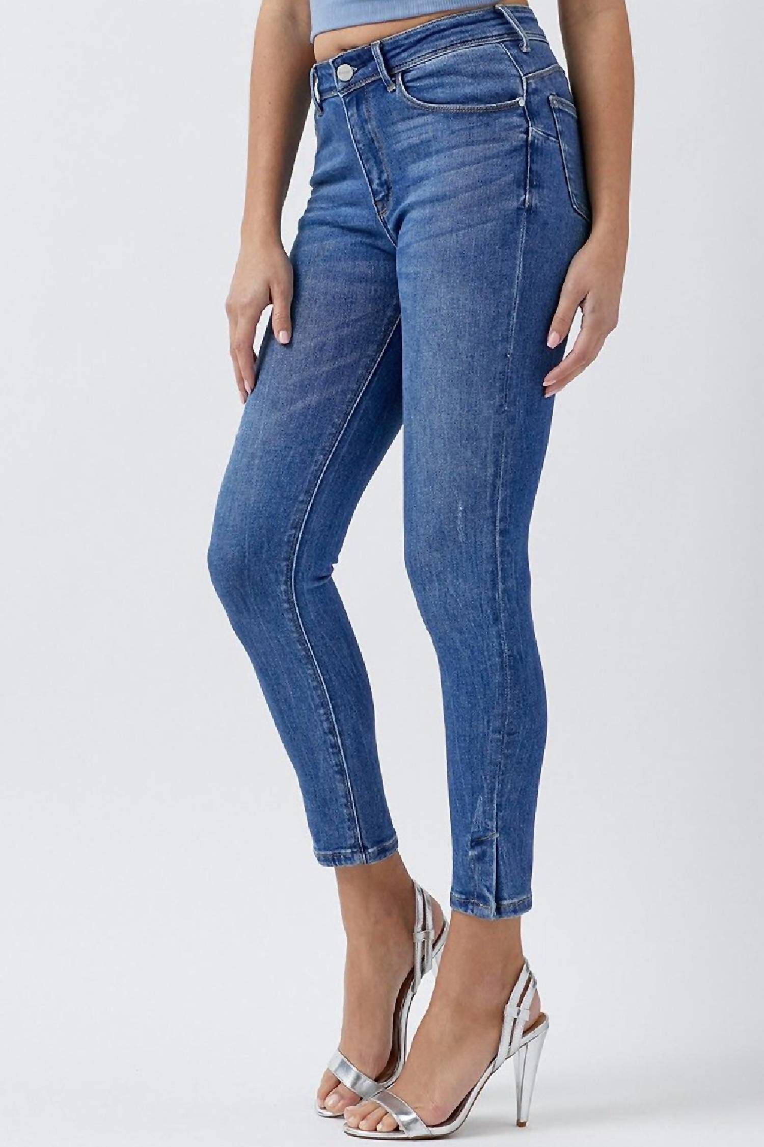 CURVY YOKE MID RISE SKINNY JEAN IN DARK BLUE, , alternate image number 5