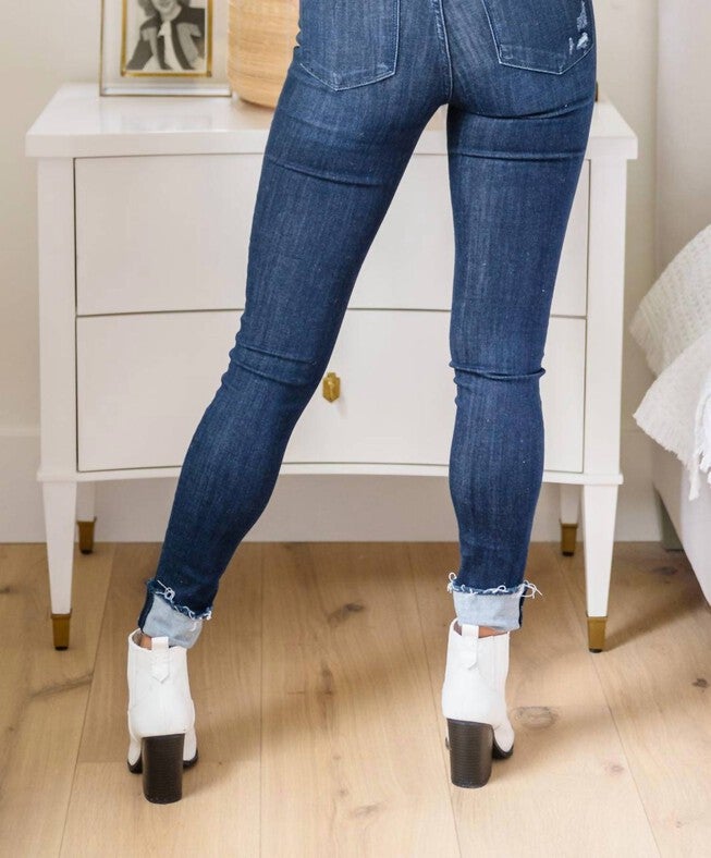 MID-RISE CUFFED SKINNY JEANS, Dark Wash / Dark Wash, alternate image number null