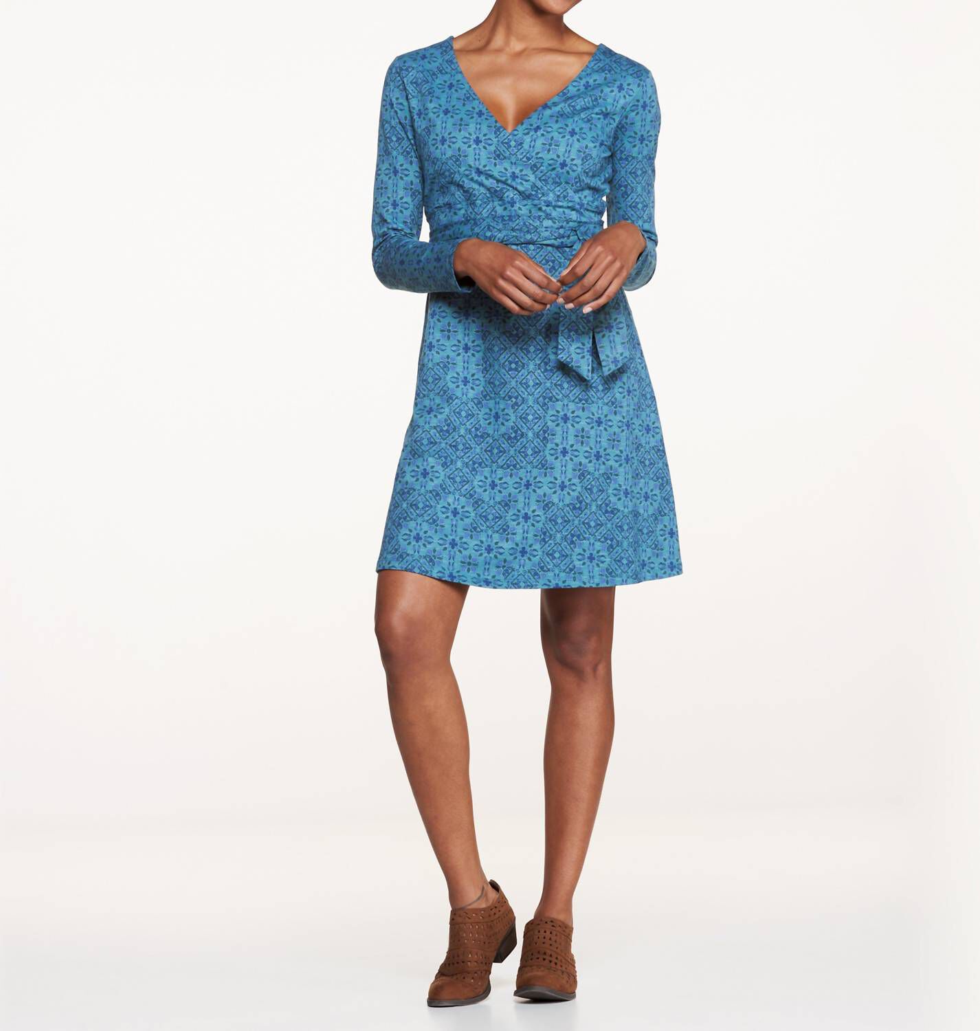 Cue wrap dress shop