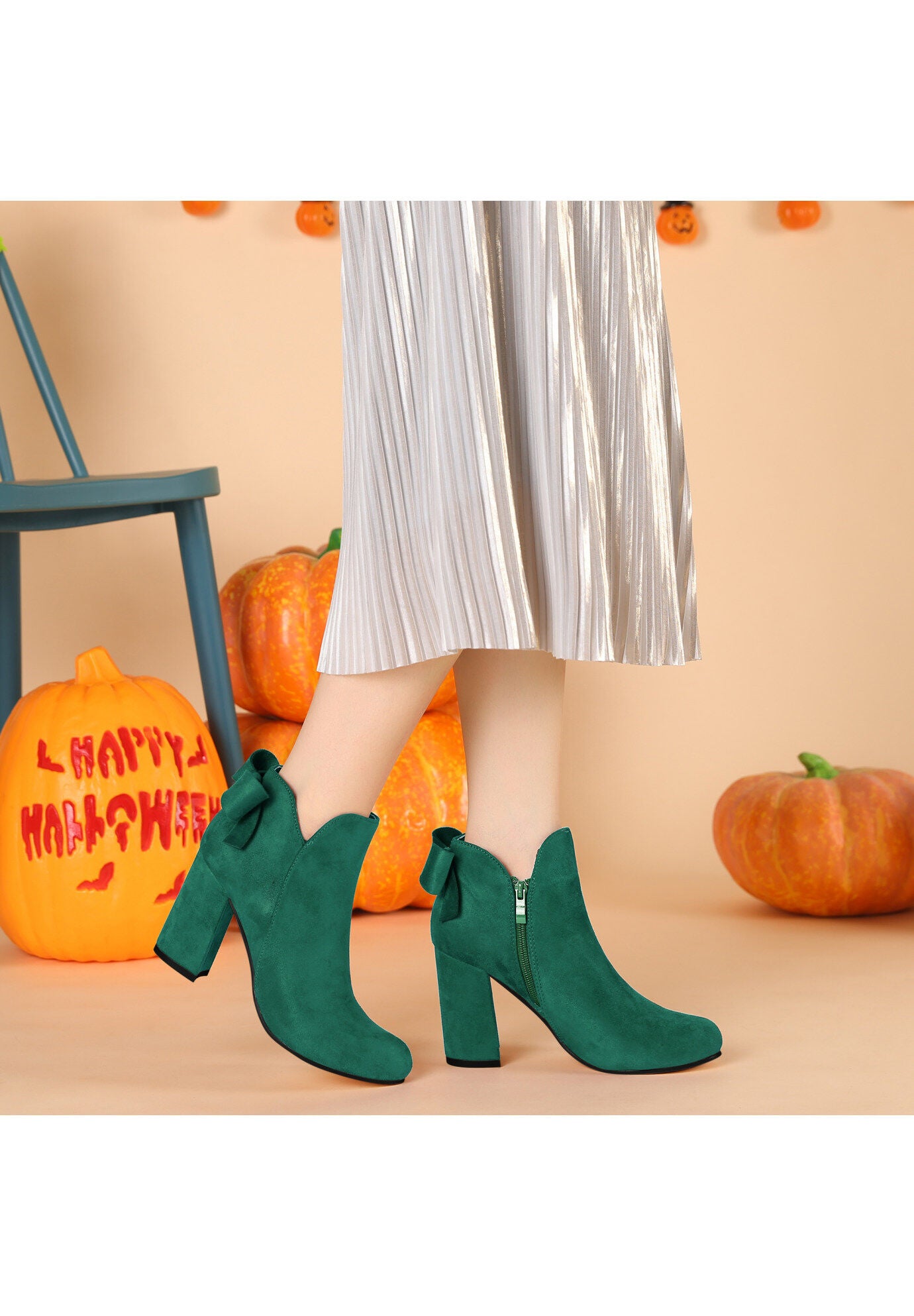 Round Toe Bow Decor Chunky Heel Ankle Boots, Green / Forest Green, alternate image number 1