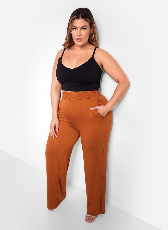 Essential V Neck Strappy Crop Top, Black / Black, alternate image number 3