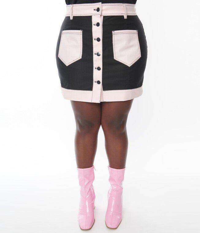 Smak Parlour Plus Size Black & Pink Contrast Button Mini Skirt, Pink and Red Heart / Pink, alternate image number 2