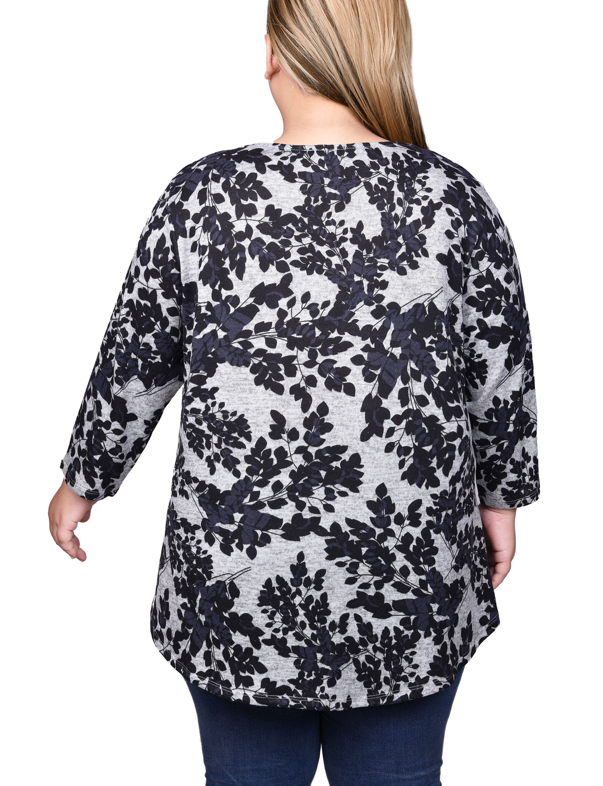3/4 Sleeve 3-Ring Top, Black Grey Floral, alternate image number 1