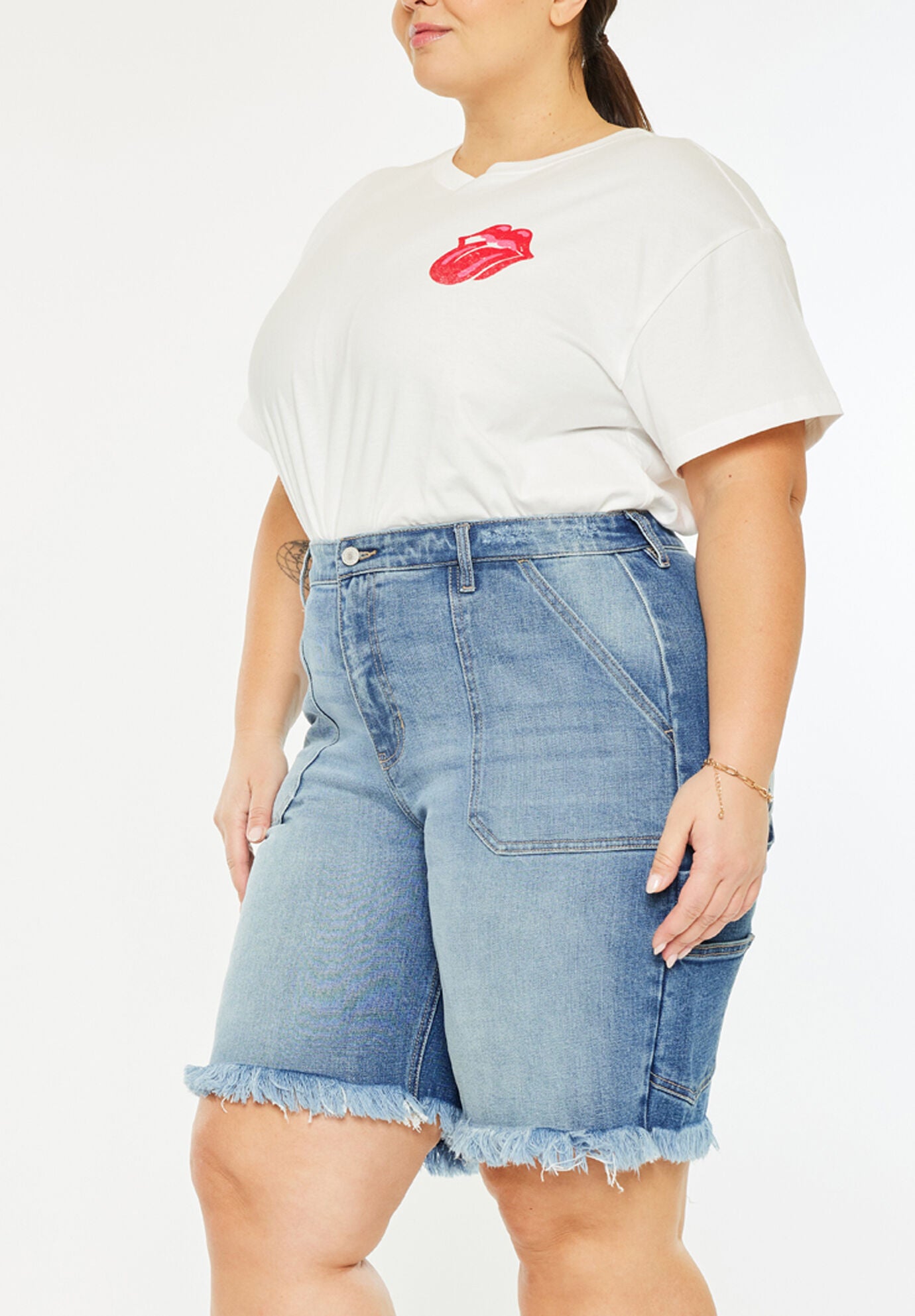 Kiran 90's Boyfriend Bermuda Shorts (Plus Size), Medium Wash / Medium Wash, alternate image number 3