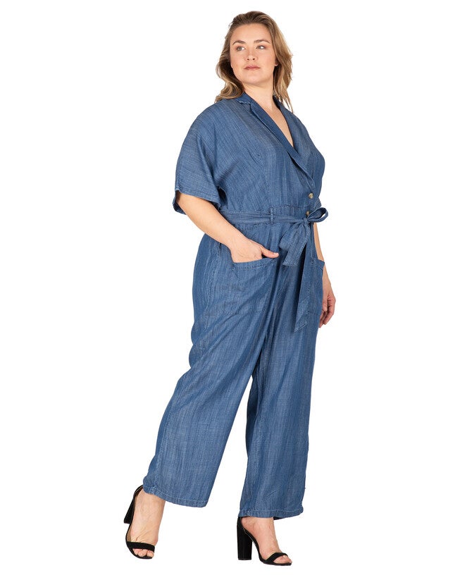 Yuki Women's Plus Size Tencel Denim Kimono Sleeves Tie Wrap Jumpsuit, Indigo / Medium Wash, alternate image number 4