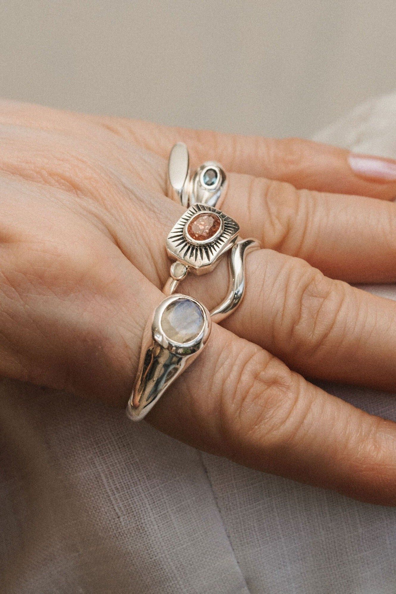 The Wiggle Ring | Silver, Silver / Silver, alternate image number 4