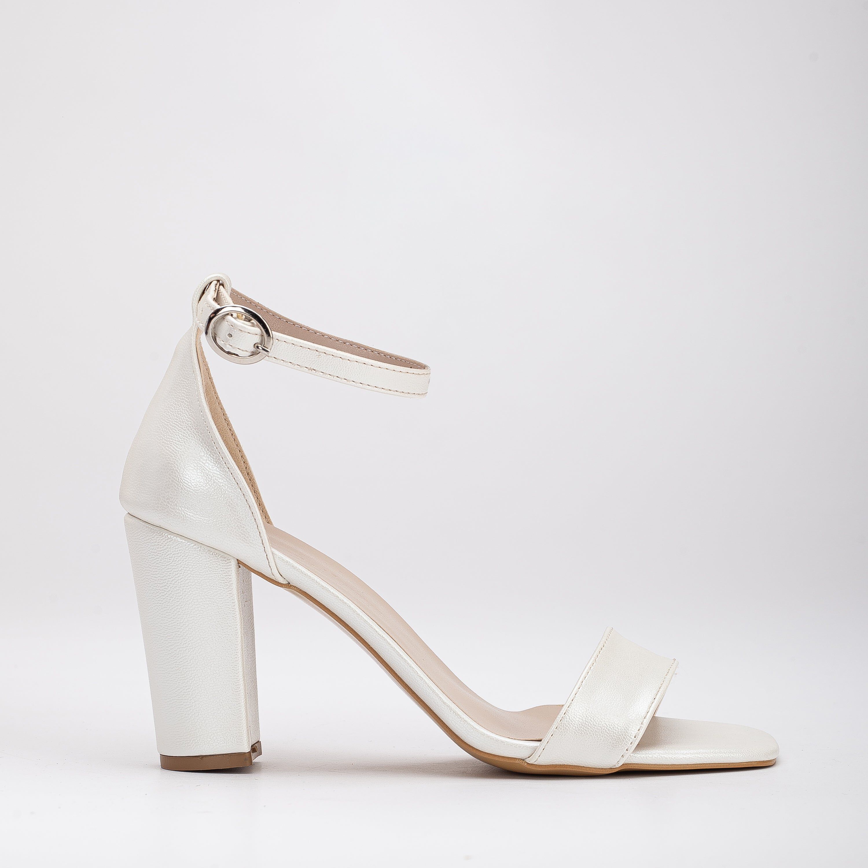 JESS - GREEN VELVET SANDALS, IVORY / Ivory, hi-res image number 0