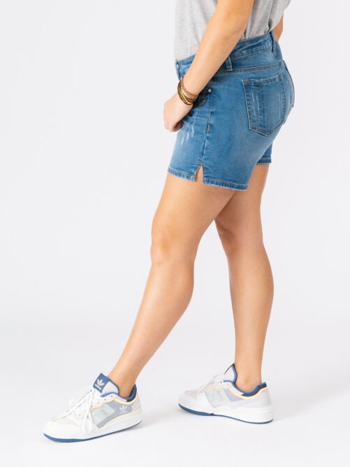 Baylee Side Vent Shorts, GIA / Medium Wash, alternate image number 1