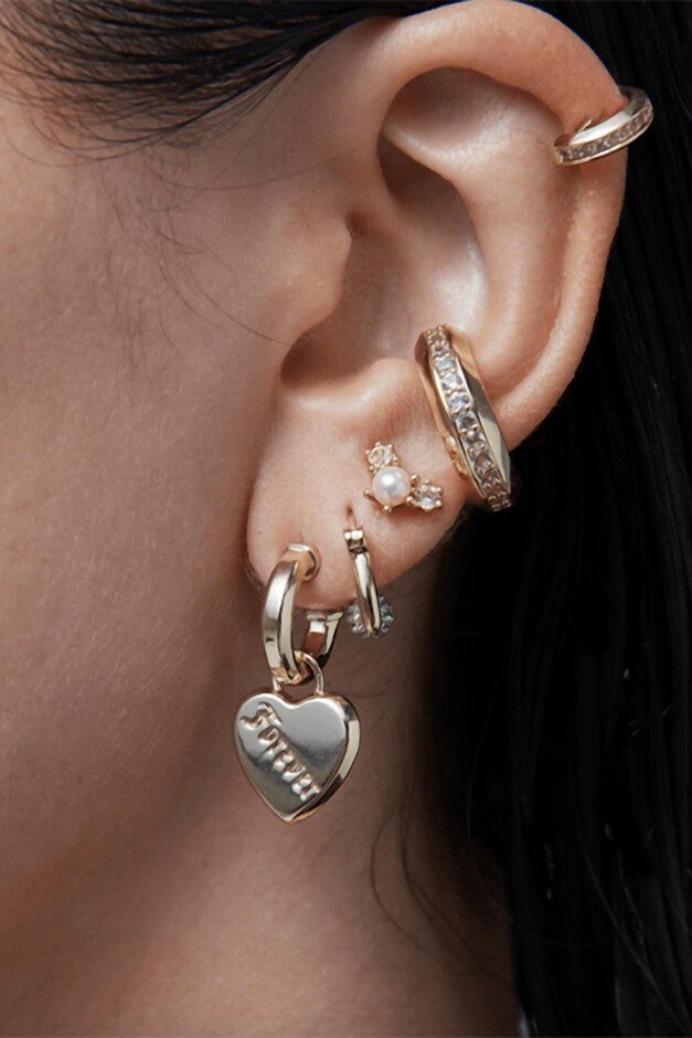LOVE FOREVER HEART CHARM EARRINGS IN GOLD, , alternate image number null