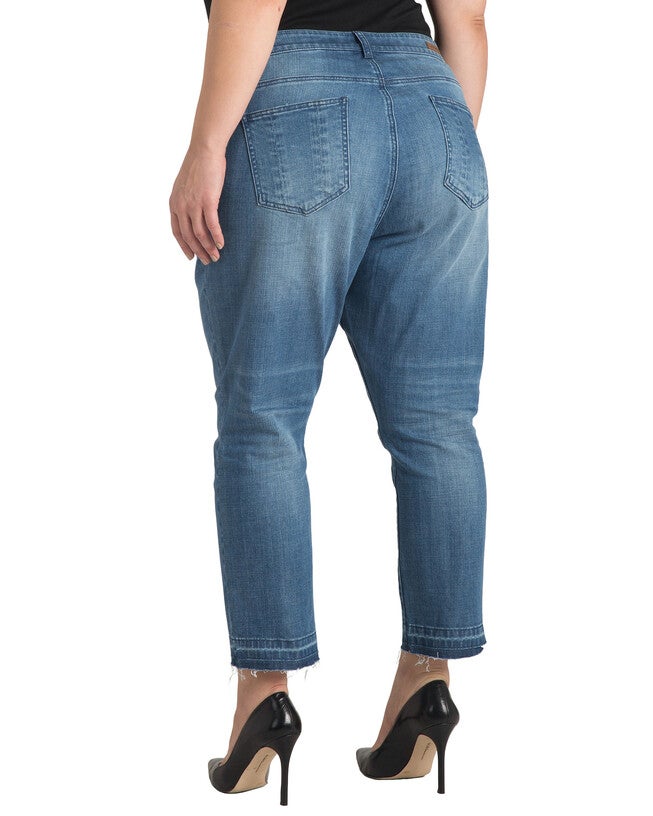 Plus Size Womens Light Wash Unraveled Hem Cropped Premium Jeans, 3164NYBLUE / Medium Wash, alternate image number 1