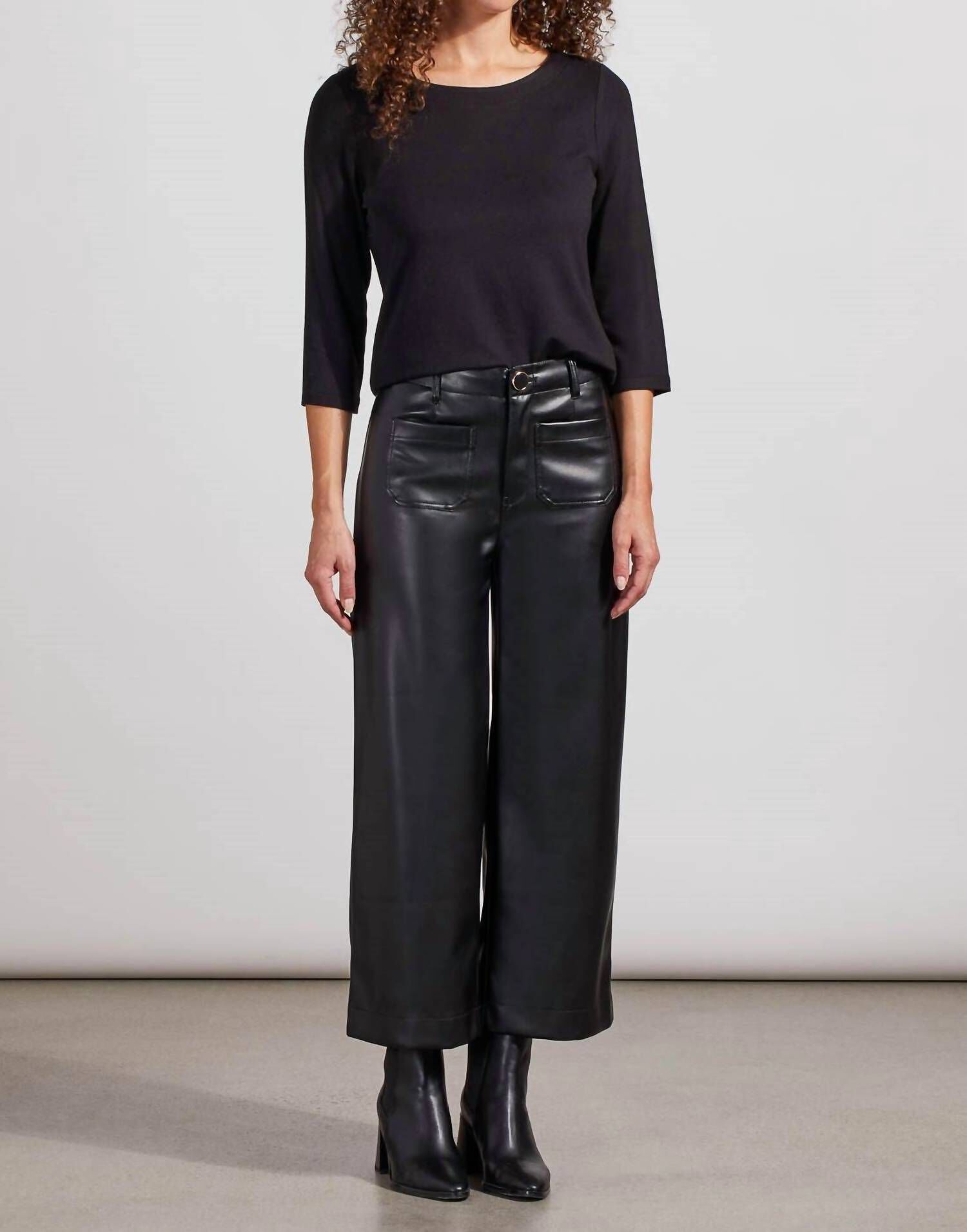 BROOKE HUGGING FAUX LEATHER WIDE LEG CROP PANT IN BLACK, , alternate image number 5