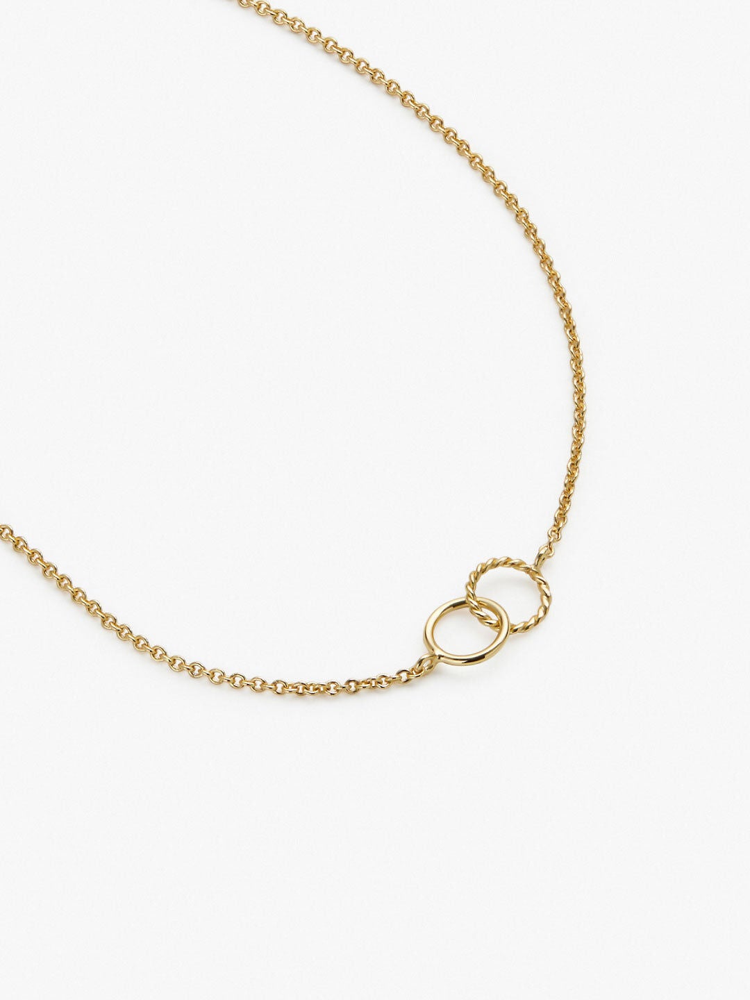 Sam Interlocking Circles Necklace, GOLD, alternate image number 3