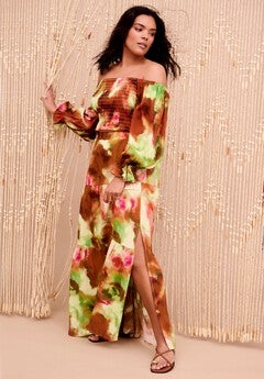 High-Slit Maxi Skirt