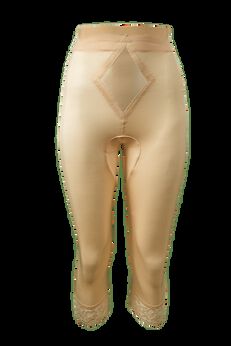 Plus Size Stretch Capri Pants