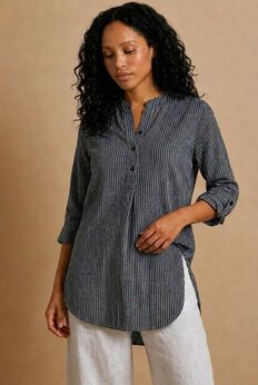 Plus Size Tops With Sleeves