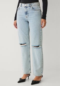 Mid-Rise Relaxed Straight Leg Jean