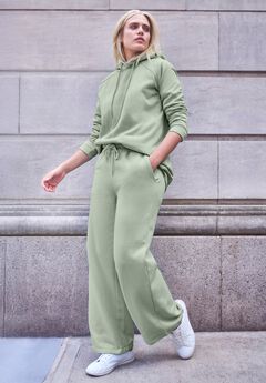 Wide Leg Fleece Sweatpant With Drawstring Waist