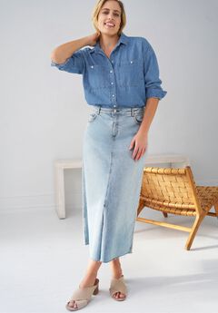 100% Cotton Denim Oversized Button-Front Collared Shirt