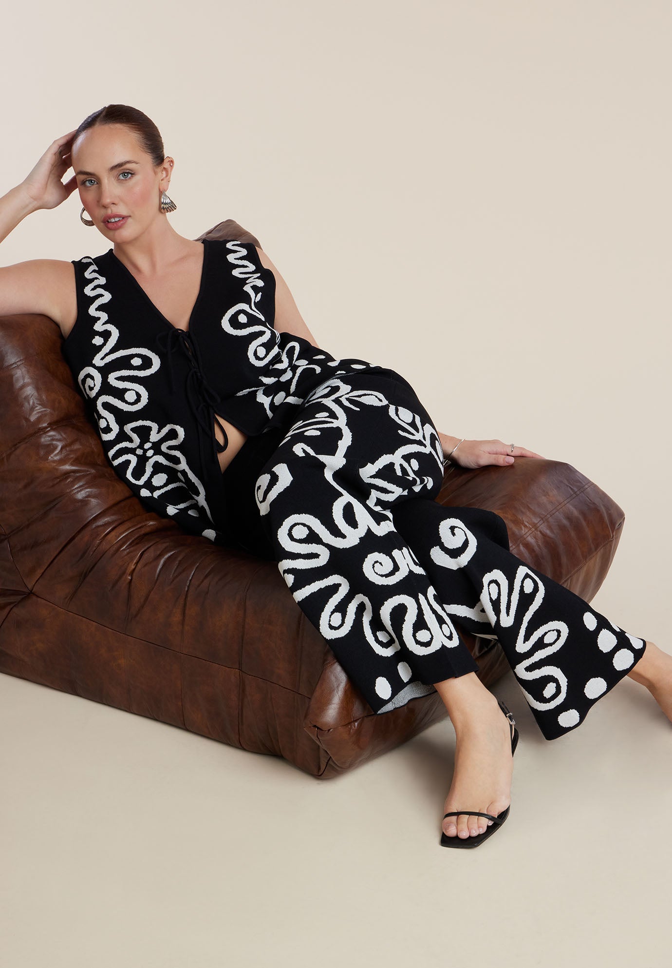 Intarsia Sweater Pant image number 2