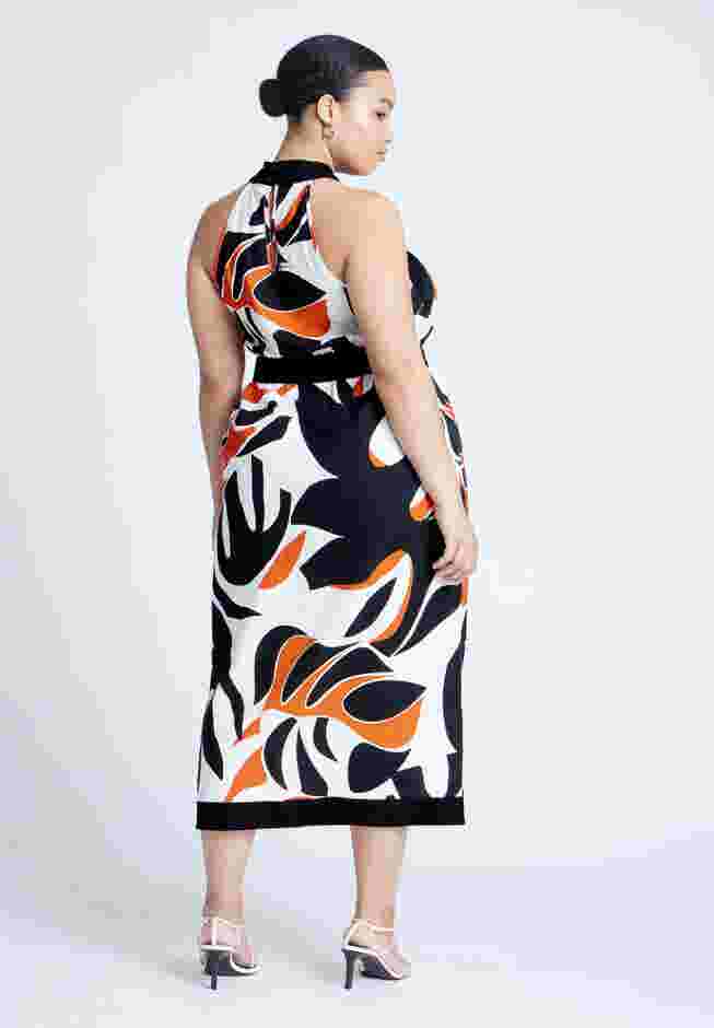 Halter Neck Printed Maxi Dress image number 2