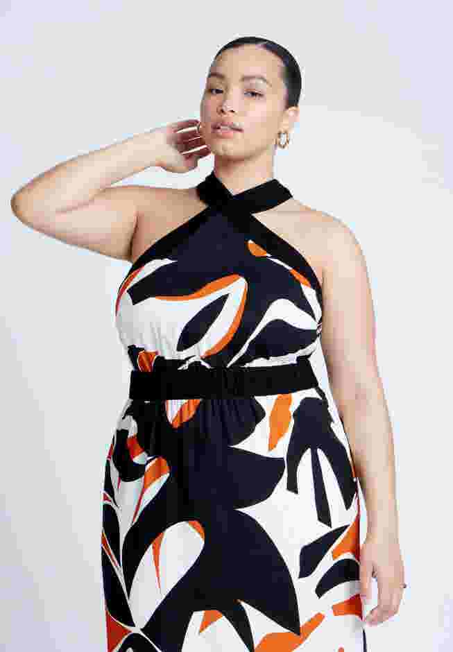 Halter Neck Printed Maxi Dress image number 4