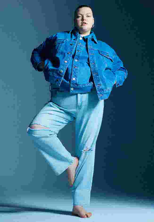 The Naomi Comfort Stretch Straight Leg Jean image number 5