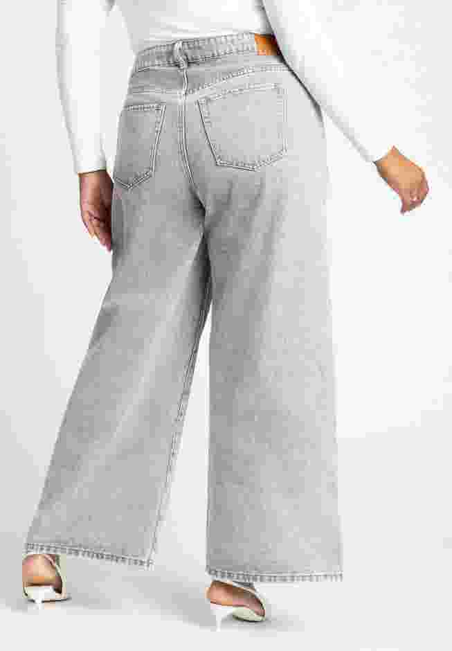The Yvette Rigid Wide Leg Jean image number 3