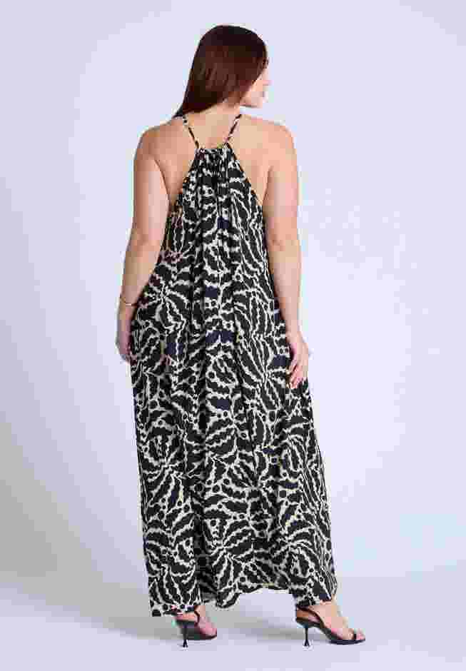 Hardware Detail Trapeze Maxi Dress image number 1