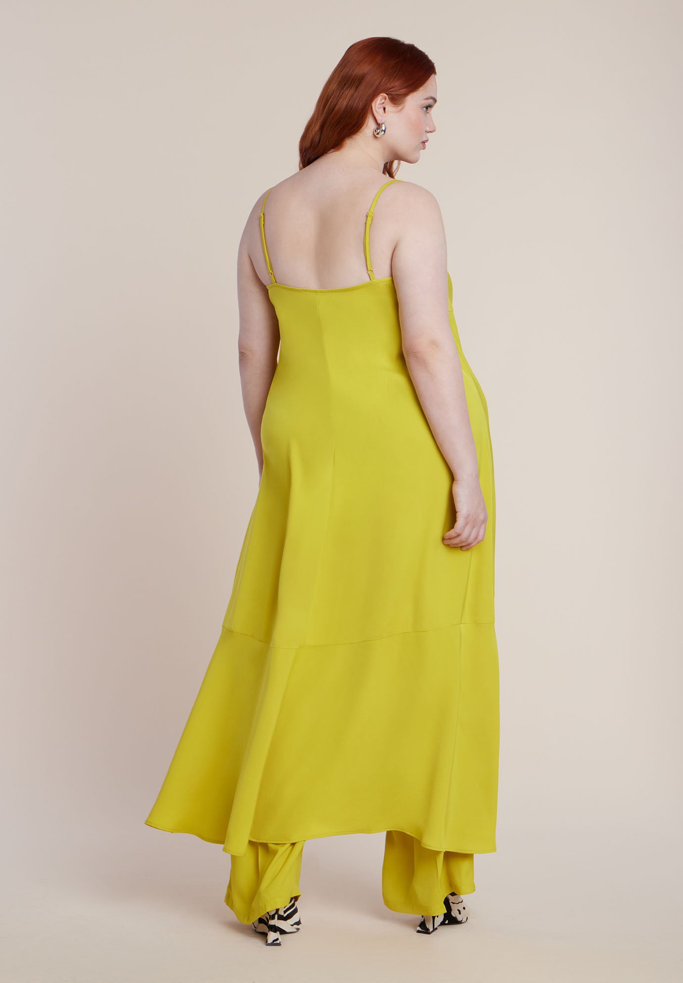 Tie-Front Ruffle Duster image number 5