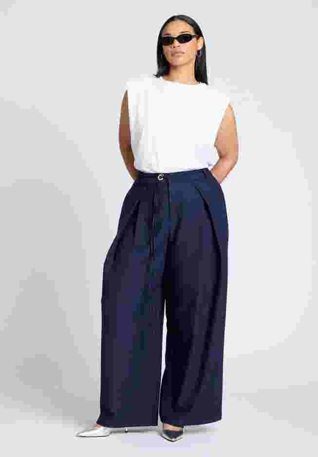 Pleat Detail Trouser With Long Belt image number 3