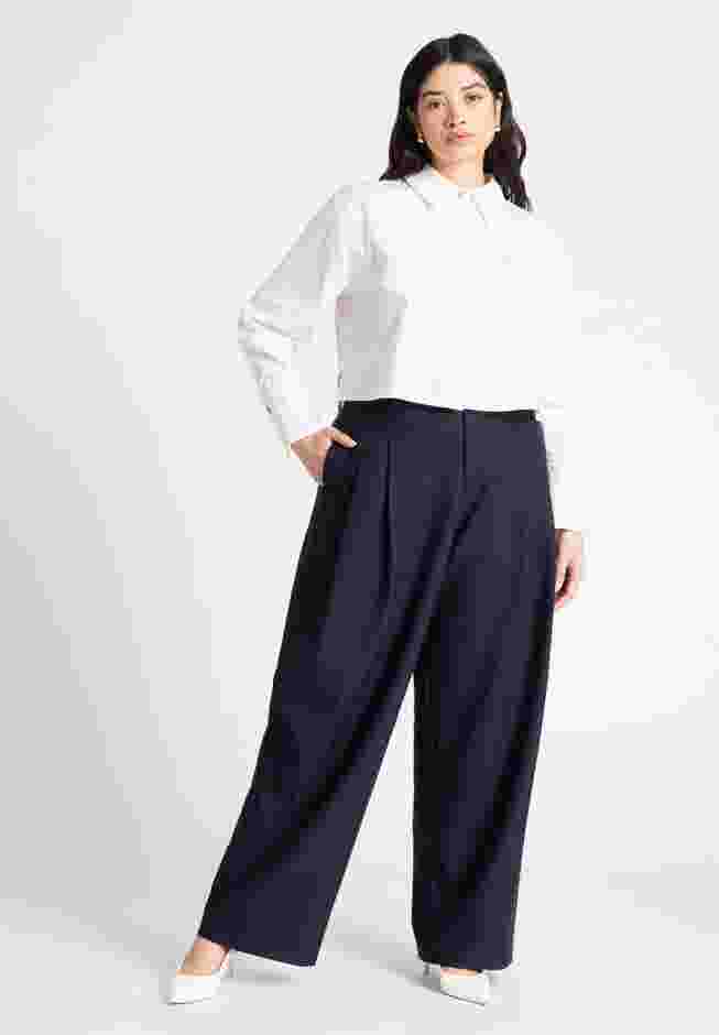 Cropped Collared Shirt image number 3