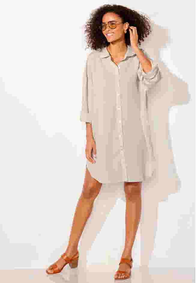 Essential Go-Anywhere Oversized Beach Shirt Cover Up image number 3