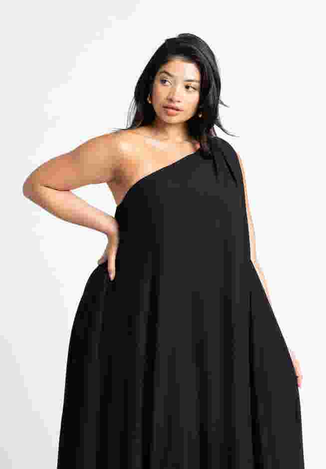Dramatic Ruffle Gown image number 3