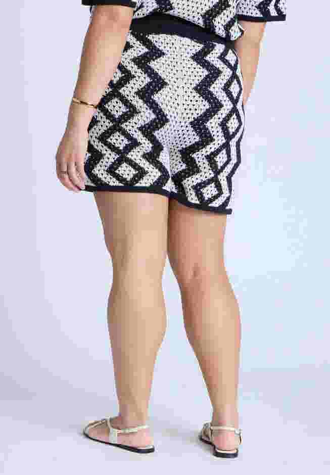 Crochet Knitted Short image number 3