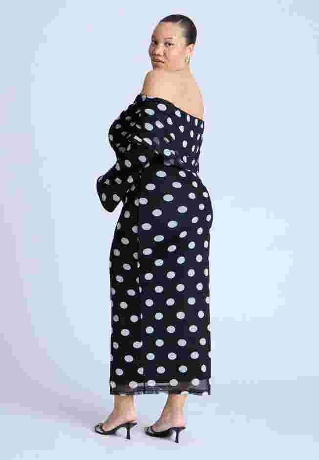 Off Shoulder Printed Dress image number 1