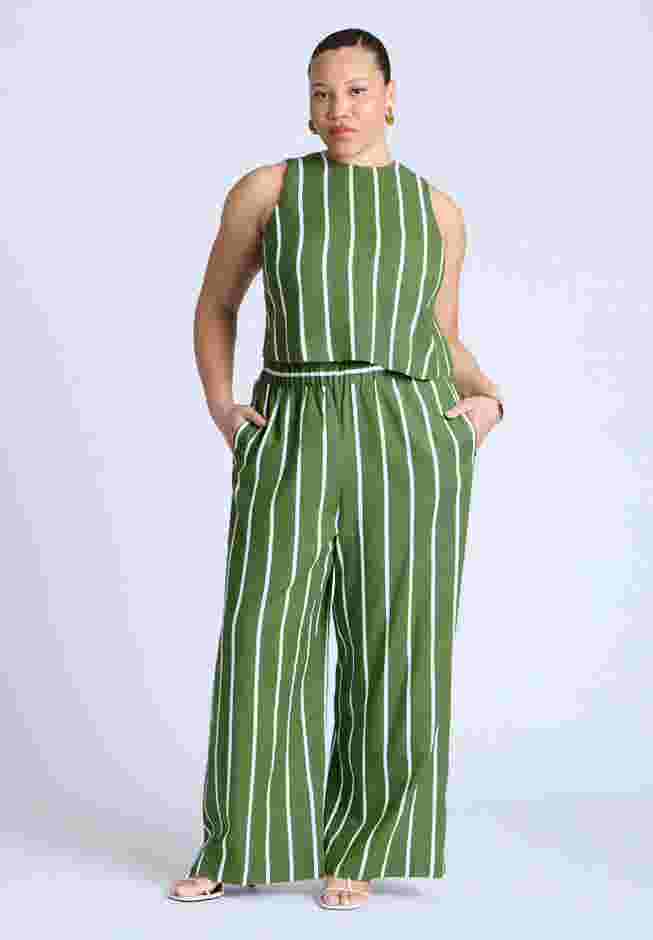 Linen Blend Boxy Scoop Neck Crop Tank image number 2