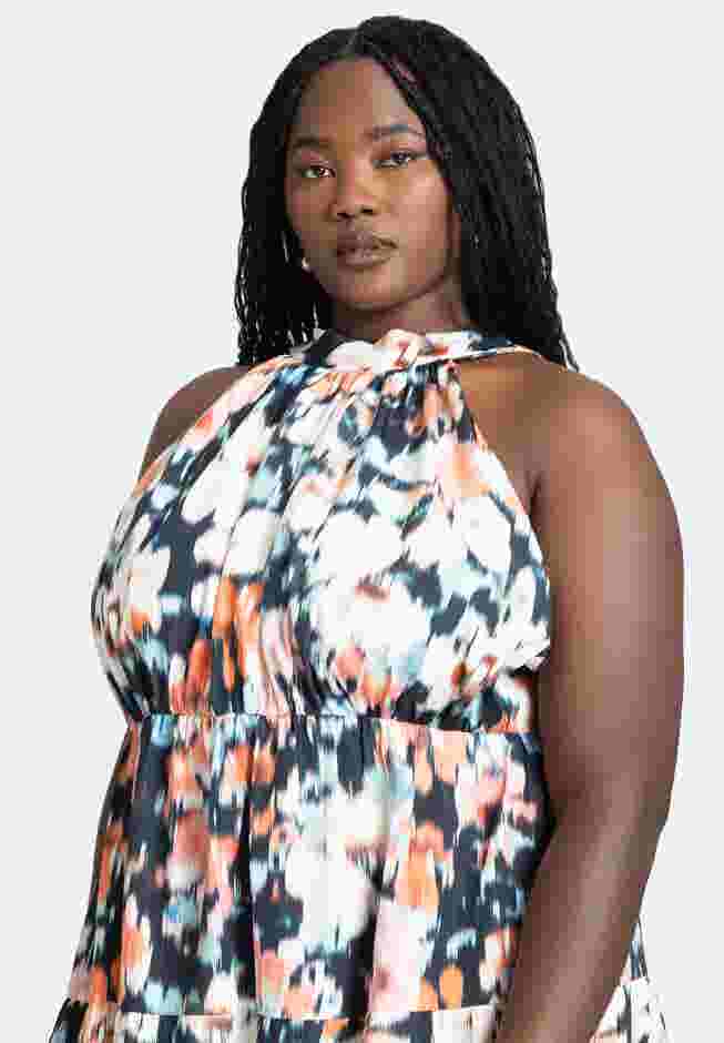 Tiered Floral Maxi Dress image number 3