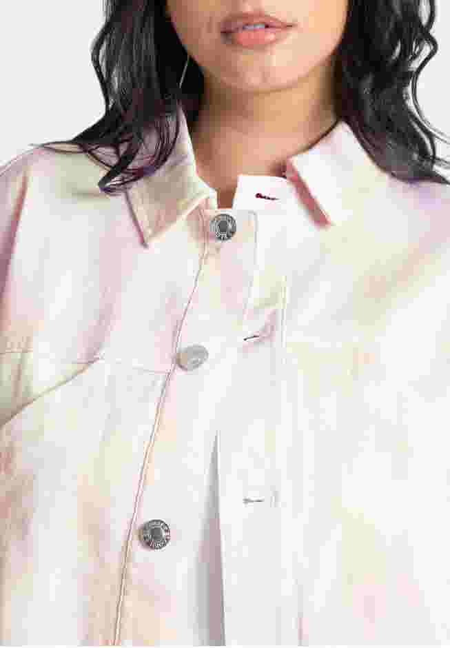 Boxy Denim Jacket With Pocket Detail image number 2