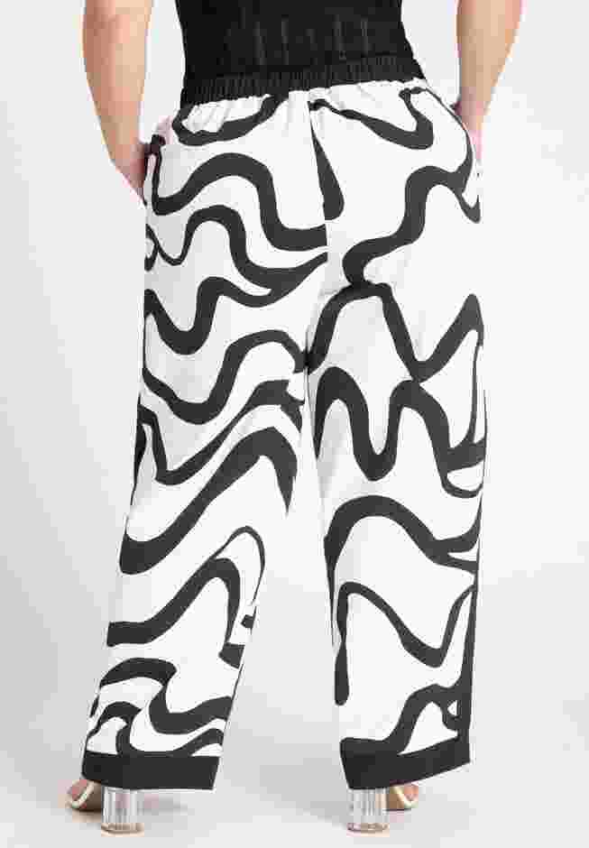 Pull On Border Detail Pant image number 2