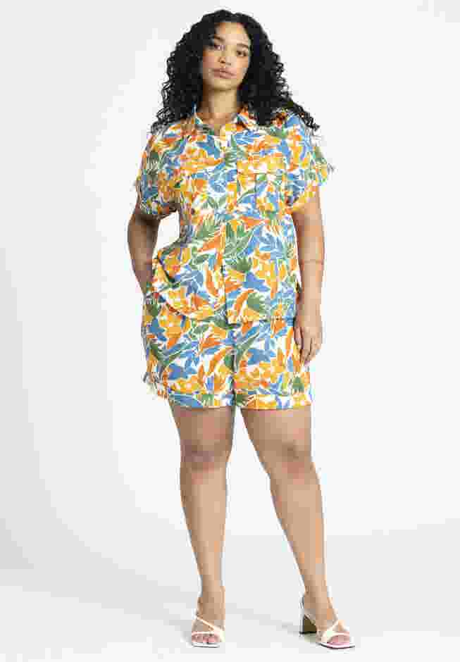 High Waisted Print Short image number 3